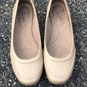 Life Stride Flats